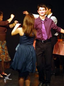 2012 Διαδρομές στην Παράδοση