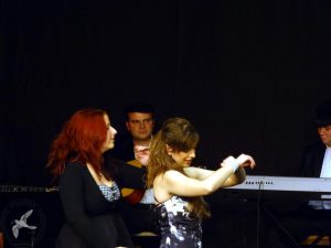 2012 Διαδρομές στην Παράδοση