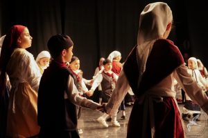 2024 “Για την καλή παρέα μου, θα πω ένα τραγουδάκι…”