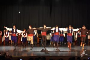 2020 “Πιάστε το χορό μικροί, μεγάλοι”