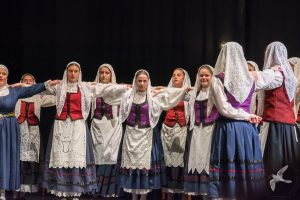 2017 “Πιάστε το χορό μικροί, μεγάλοι”