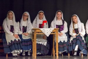 2017 “Πιάστε το χορό μικροί, μεγάλοι”