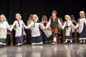 2017 “Πιάστε το χορό μικροί, μεγάλοι”