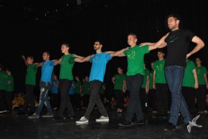 2015 “Χορεύω, παίζω και χαμογελώ”