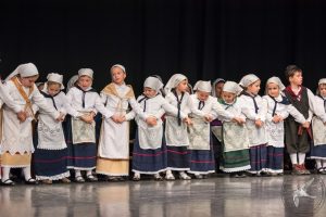 2017 “Πιάστε το χορό μικροί, μεγάλοι”