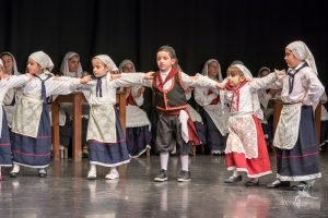 2017 “Πιάστε το χορό μικροί, μεγάλοι”