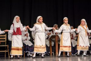 2017 “Πιάστε το χορό μικροί, μεγάλοι”