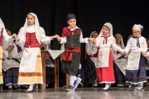 2017 “Πιάστε το χορό μικροί, μεγάλοι”