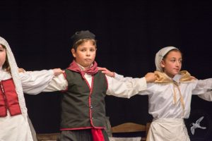 2017 “Πιάστε το χορό μικροί, μεγάλοι”