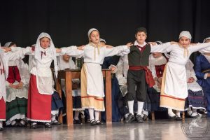 2017 “Πιάστε το χορό μικροί, μεγάλοι”