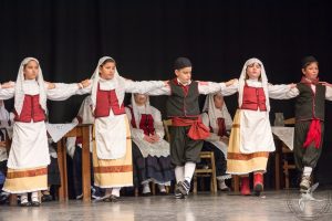 2017 “Πιάστε το χορό μικροί, μεγάλοι”