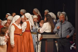 2020 “Πιάστε το χορό μικροί, μεγάλοι”