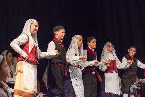 2017 “Πιάστε το χορό μικροί, μεγάλοι”