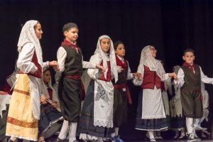 2017 “Πιάστε το χορό μικροί, μεγάλοι”