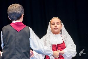 2017 “Πιάστε το χορό μικροί, μεγάλοι”