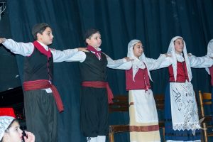 2017 “Πιάστε το χορό μικροί, μεγάλοι”