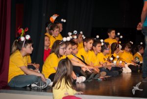 2015 “Χορεύω, παίζω και χαμογελώ”