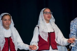 2017 “Πιάστε το χορό μικροί, μεγάλοι”