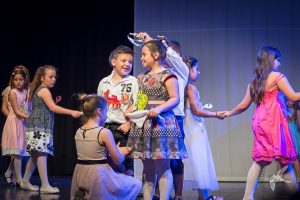 2018 “Χορεύω, παίζω και σου τραγουδώ”