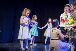 2018 “Χορεύω, παίζω και σου τραγουδώ”