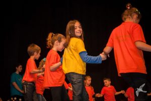 2015 “Χορεύω, παίζω και χαμογελώ”