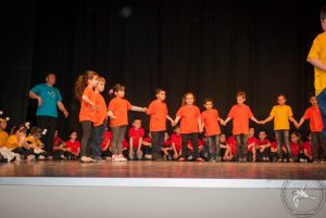 2015 “Χορεύω, παίζω και χαμογελώ”