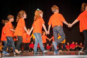 2015 “Χορεύω, παίζω και χαμογελώ”