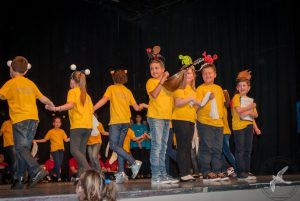 2015 “Χορεύω, παίζω και χαμογελώ”