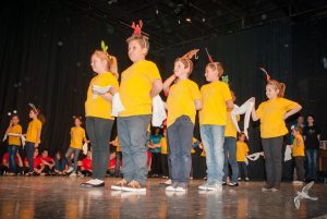 2015 “Χορεύω, παίζω και χαμογελώ”