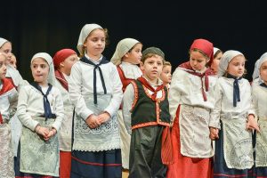 2018 “Πιάστε το χορό μικροί, μεγάλοι”