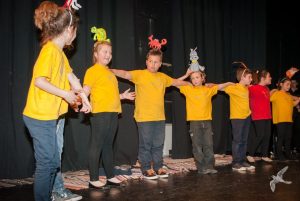 2015 “Χορεύω, παίζω και χαμογελώ”