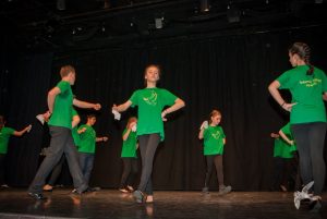 2015 “Χορεύω, παίζω και χαμογελώ”