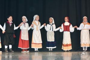 2018 “Πιάστε το χορό μικροί, μεγάλοι”