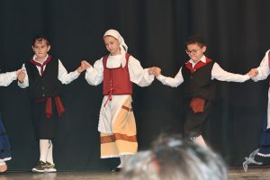 2018 “Πιάστε το χορό μικροί, μεγάλοι”
