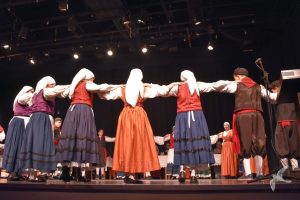 2020 “Πιάστε το χορό μικροί, μεγάλοι”