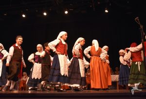 2020 “Πιάστε το χορό μικροί, μεγάλοι”