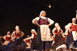 2020 “Πιάστε το χορό μικροί, μεγάλοι”