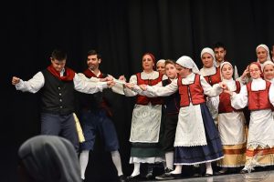 2018 “Πιάστε το χορό μικροί, μεγάλοι”