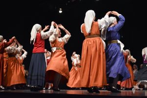 2020 “Πιάστε το χορό μικροί, μεγάλοι”