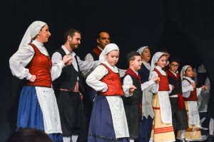 2018 “Πιάστε το χορό μικροί, μεγάλοι”