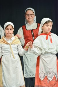 2018 “Πιάστε το χορό μικροί, μεγάλοι”