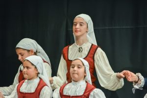 2018 “Πιάστε το χορό μικροί, μεγάλοι”