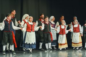 2018 “Πιάστε το χορό μικροί, μεγάλοι”