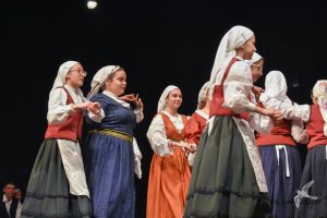 2020 “Πιάστε το χορό μικροί, μεγάλοι”