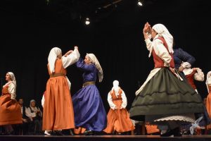 2020 “Πιάστε το χορό μικροί, μεγάλοι”