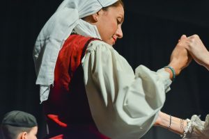 2018 “Πιάστε το χορό μικροί, μεγάλοι”