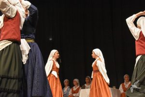 2020 “Πιάστε το χορό μικροί, μεγάλοι”