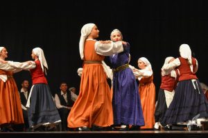 2020 “Πιάστε το χορό μικροί, μεγάλοι”