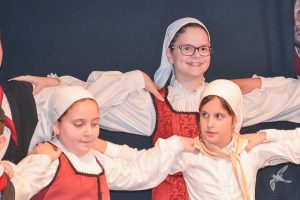 2018 “Πιάστε το χορό μικροί, μεγάλοι”