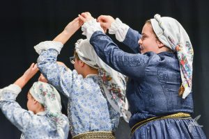 2018 “Πιάστε το χορό μικροί, μεγάλοι”